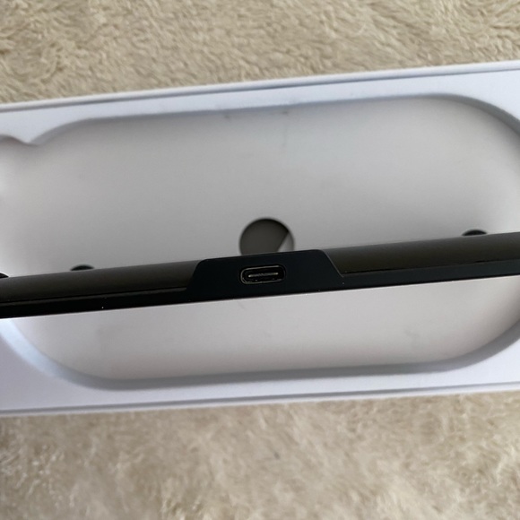 Triple iPhone/Android Phone & Watch Charger - Picture 7 of 13